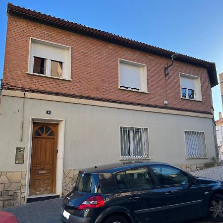 Casa Compartida Villanueva de Gállego Екстериор снимка