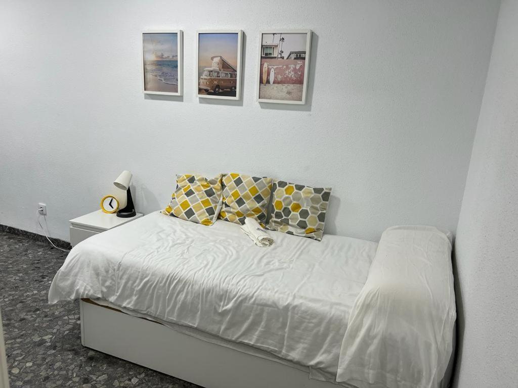 Casa Compartida Villanueva de Gállego Екстериор снимка